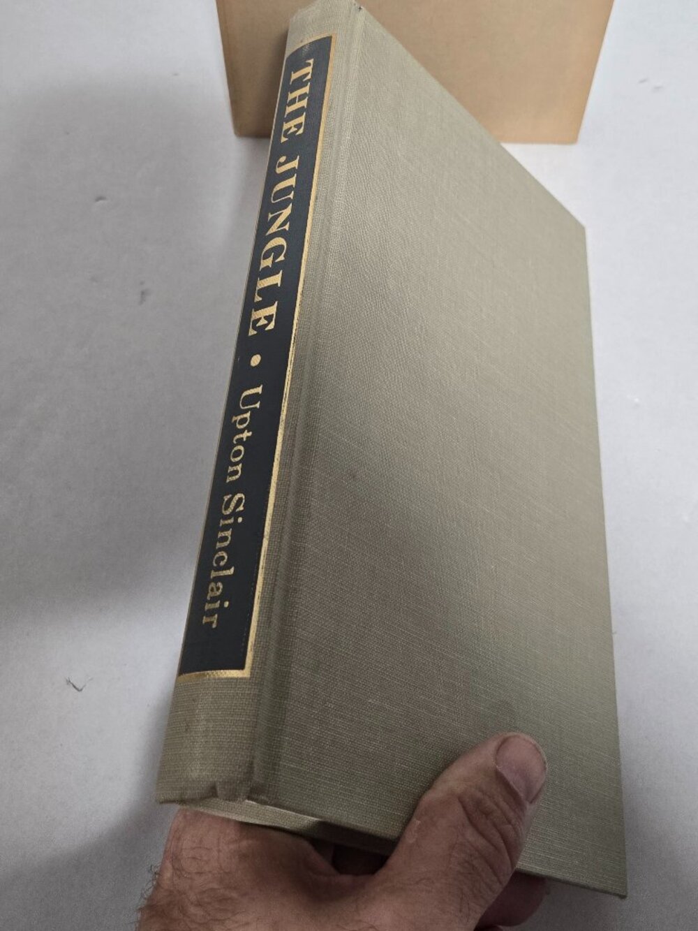 📚🔥 UPTON SINCLAIR “THE JUNGLE” – 1965 HERITAGE PRESS W/ SLIPCASE 🔥📚